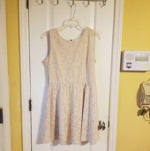 Cream and white midi dress w/belt